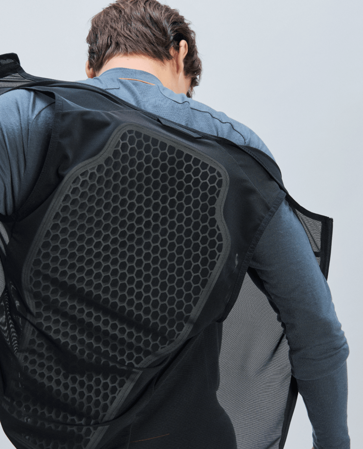POC Men VPD Max Vest - Uranium Black - Ryggskydd - Alpingaraget