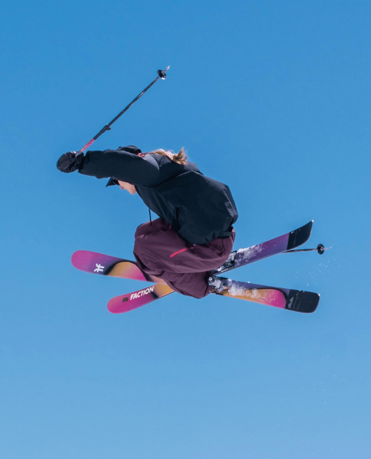 Faction Studio 1 25/26 - Parkskidor - Alpingaraget