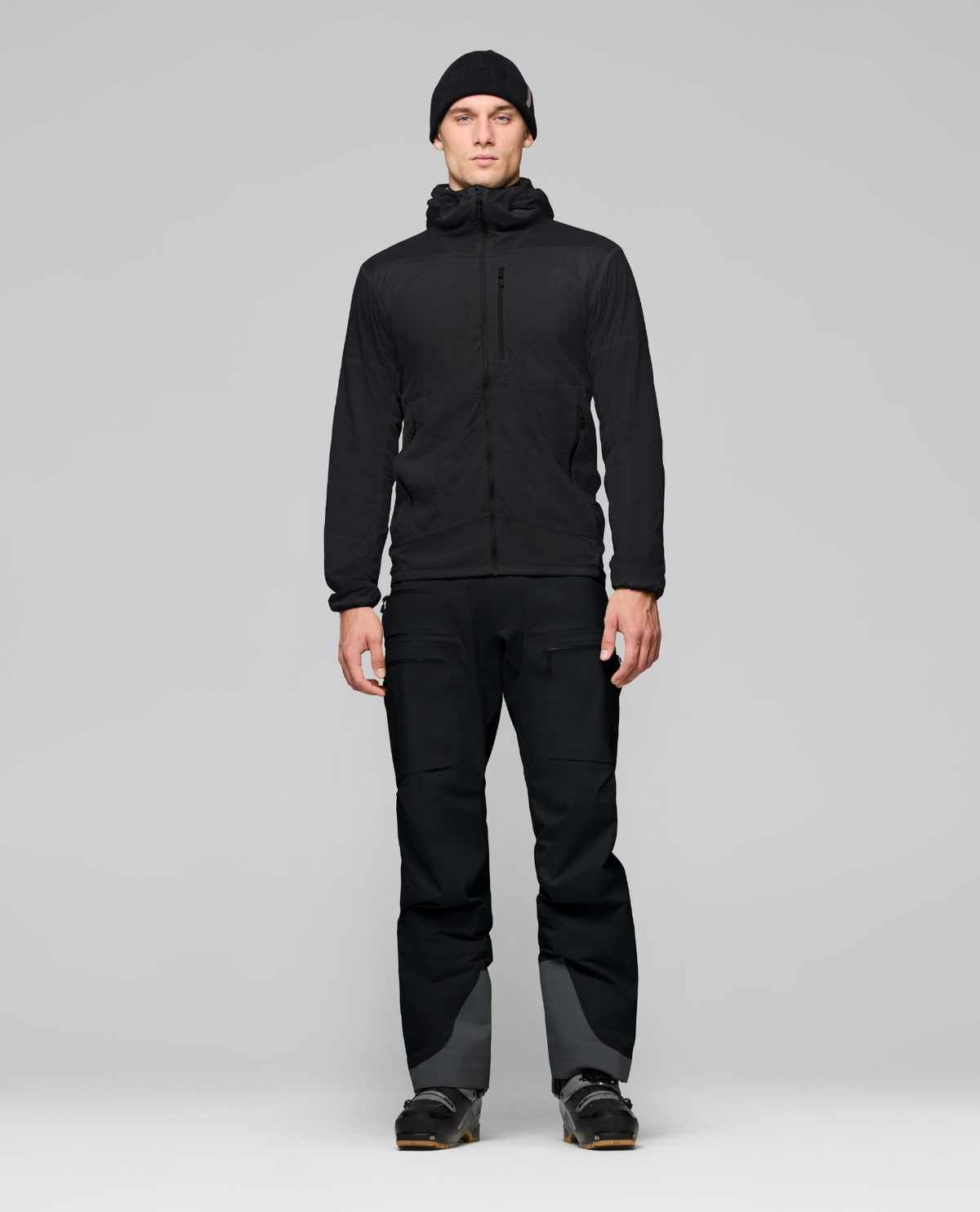 Norrøna Lyngen thermo100active Zip Hood Men - Caviar Black - Svart jacka för herr framifrån
