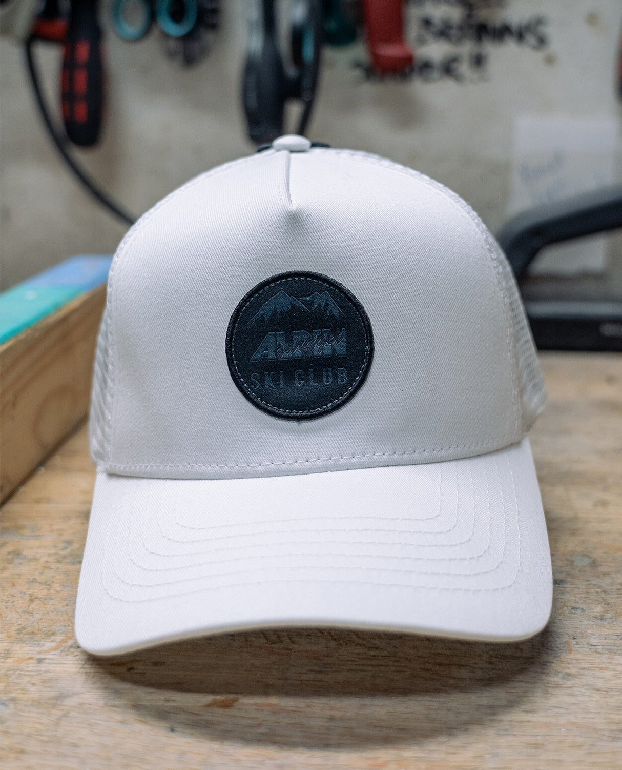 Alpingaraget Måns Ski Club - Vit/Svart