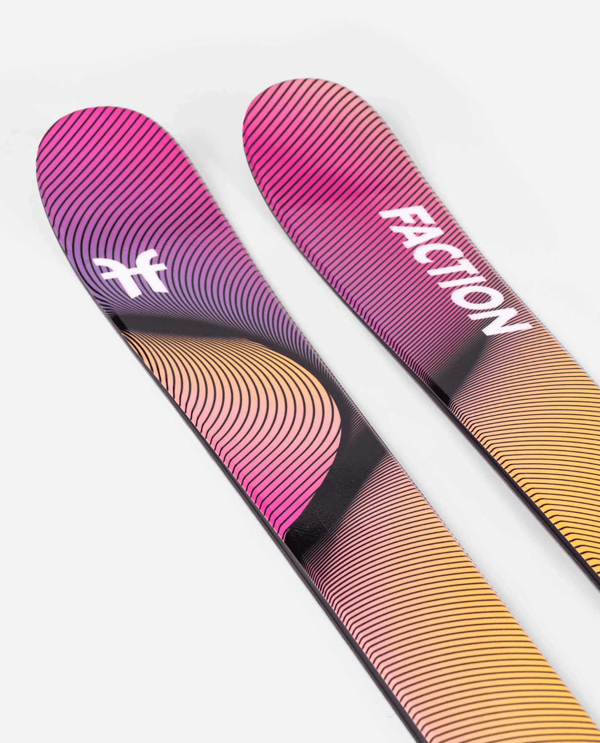 Faction Studio 1 25/26 - Parkskidor - Alpingaraget