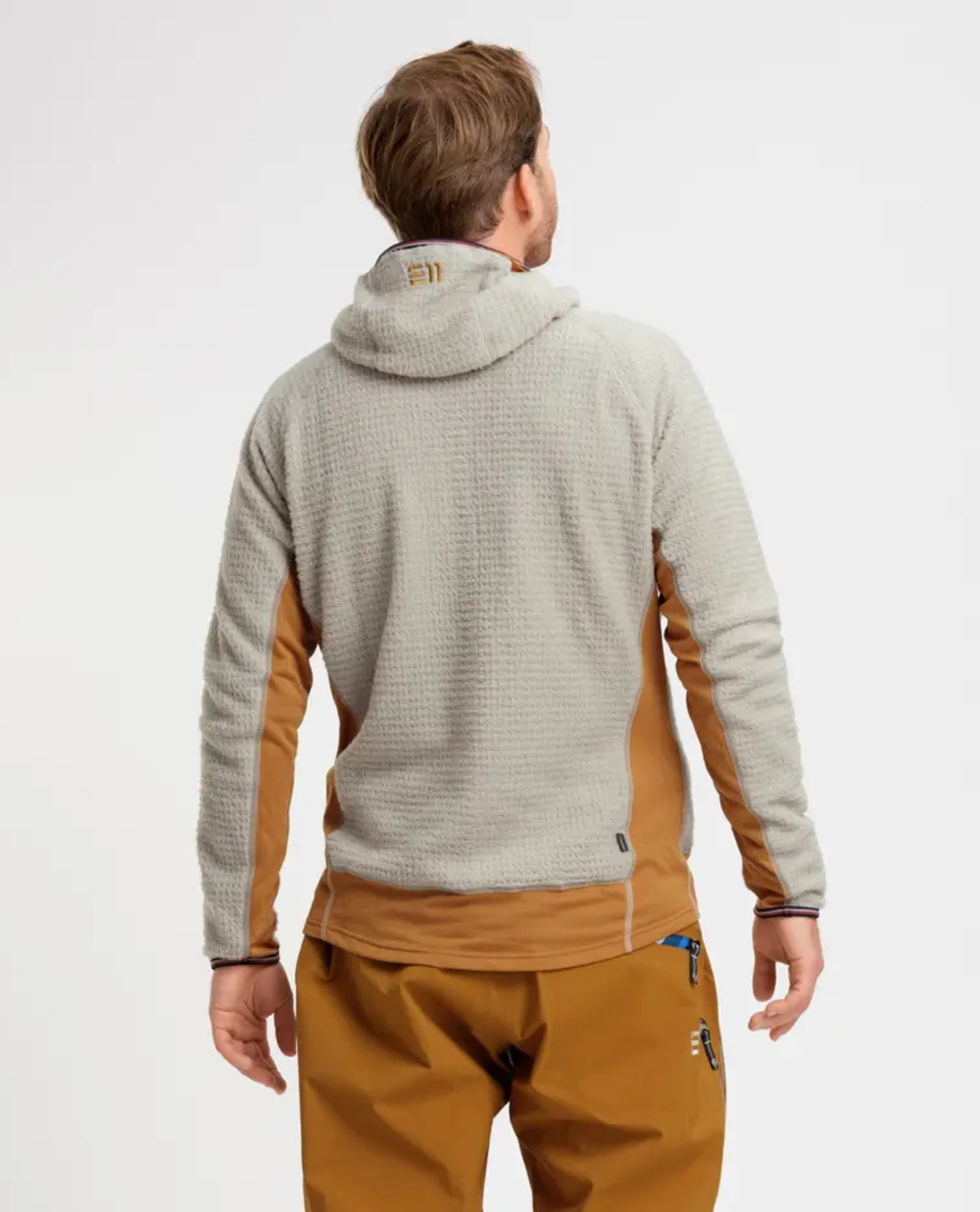 Elevenate Mens Vertical Hood - Ginger Beige - Alpingaraget