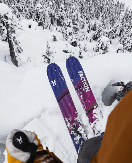 Faction Studio 3 25/26 - Parkskidor - Alpingaraget