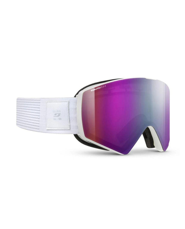 Julbo Stormchaser Reactiv skidglasögon med vit ram och speglande lins mot en vit bakgrund