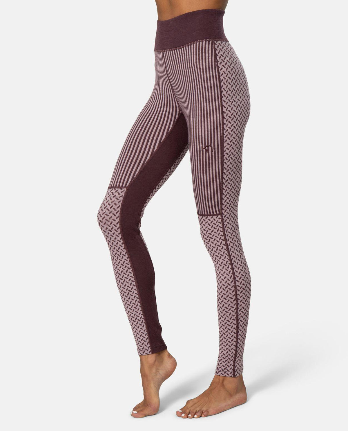 Kari Traa Smekker High Waist Pants i färgen Cocoa Powder, merinoullunderställ med jacquardstickat mönster för dam.