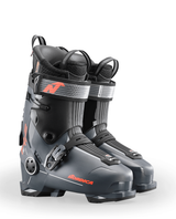 Nordica HF 120 GW alpinpjäxor i grå och svart design med praktiskt bakspännessystem.