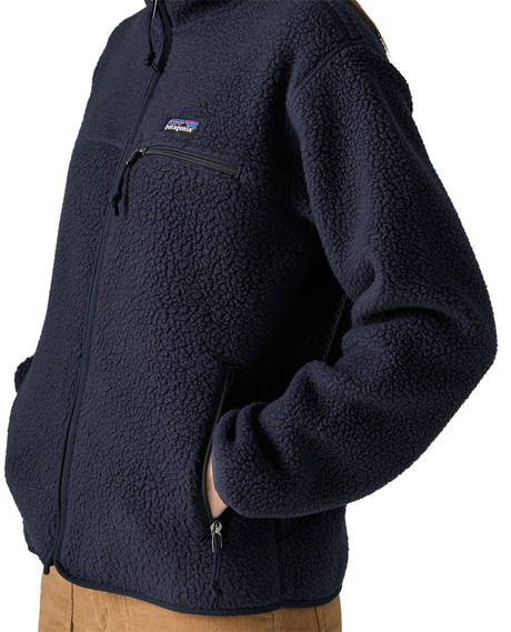 Patagonia Retro Pile Jacket Women - Sunken Blue damjacka i mjuk fleecematerial med dragkedja och bröstficka.