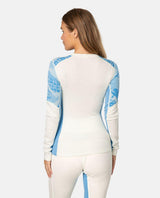 Kari Traa Olea Long Sleeve i merinoull i färgen ocean, sedd bakifrån med nordiskt mönster.