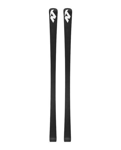 Nordica Dobermann Multigara Dept pistskidor i svart design framifrån.