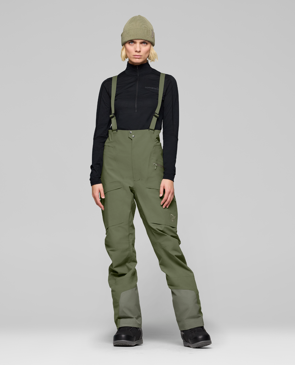 Norrøna Møre Gore-Tex Salopette Women - Deep Lichen Green Alpingaraget