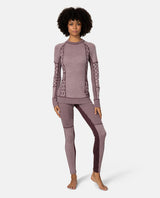 Kari Traa Smekker Long Sleeve - Cocoa Powder i merinoull på modell