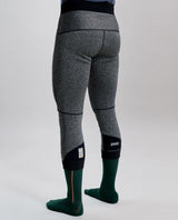 POC Layer Cut Resistant Tights Men i färg svart, sedda bakifrån mot ljus bakgrund.
