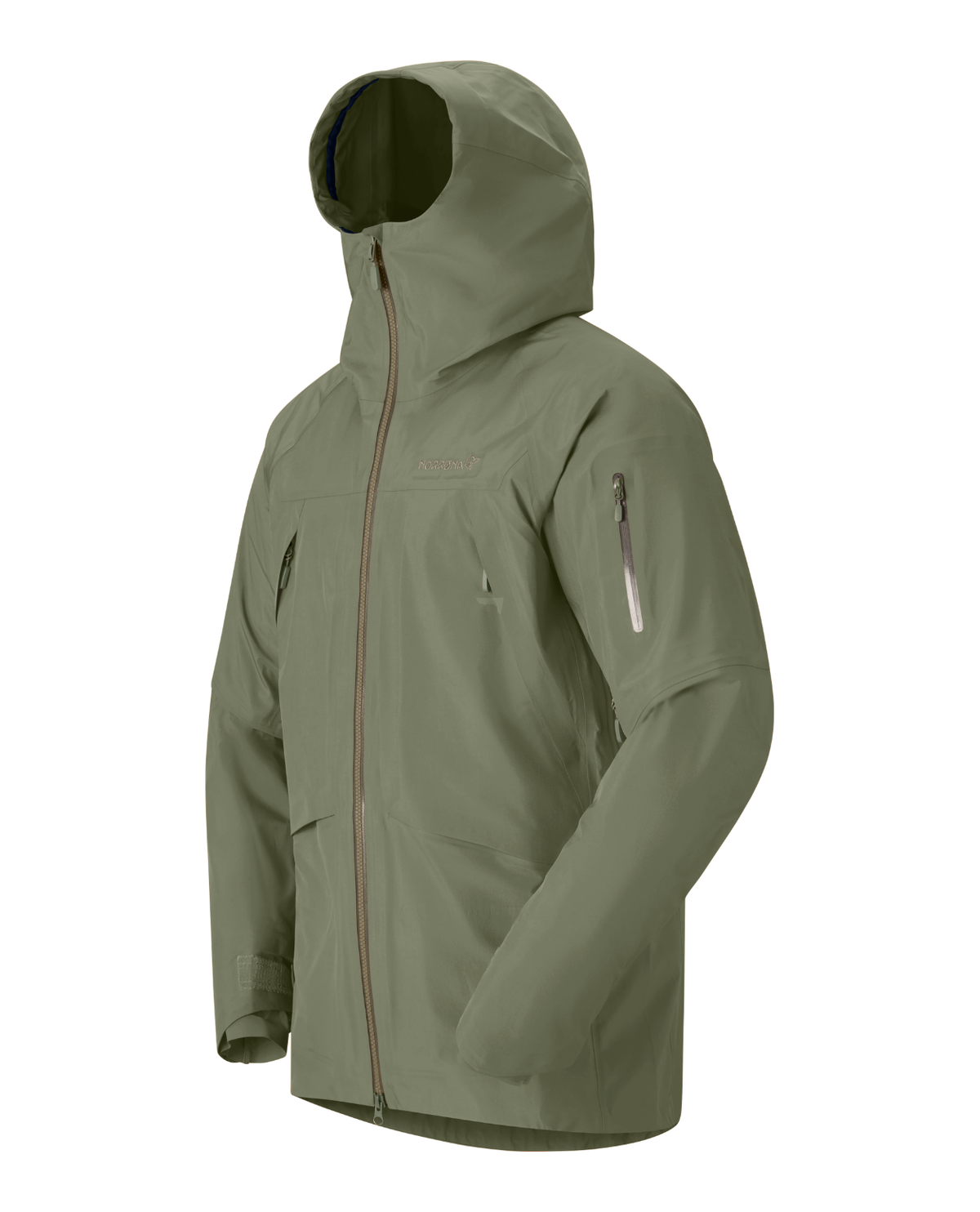 Norrøna Møre Gore-Tex Jacket Men i färgen Deep Lichen Green för herr, visad i en sidovinkel.