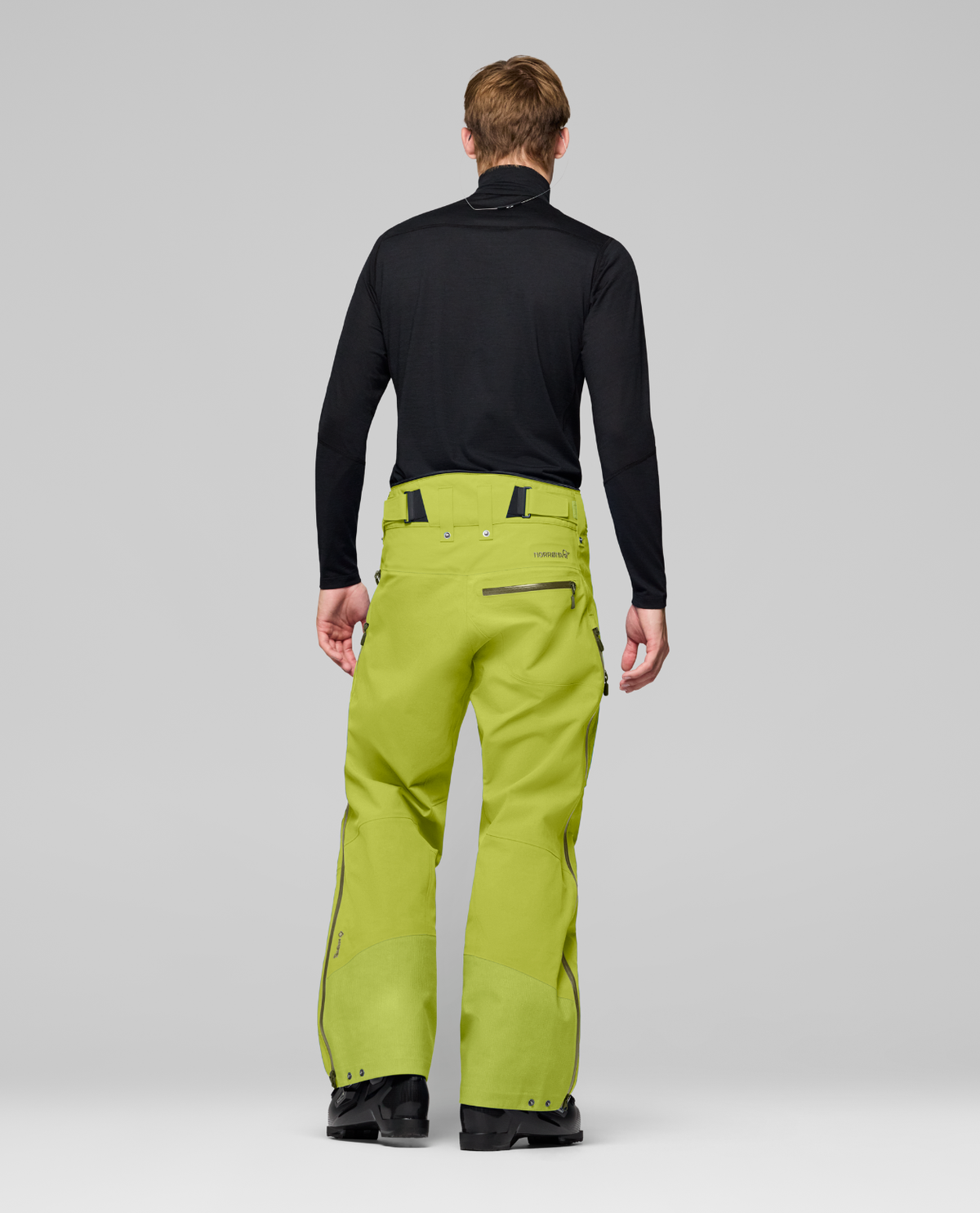 Norrøna Lofoten Gore-Tex Pro Pants Men - Deep Lichen Green - Bakifrån
