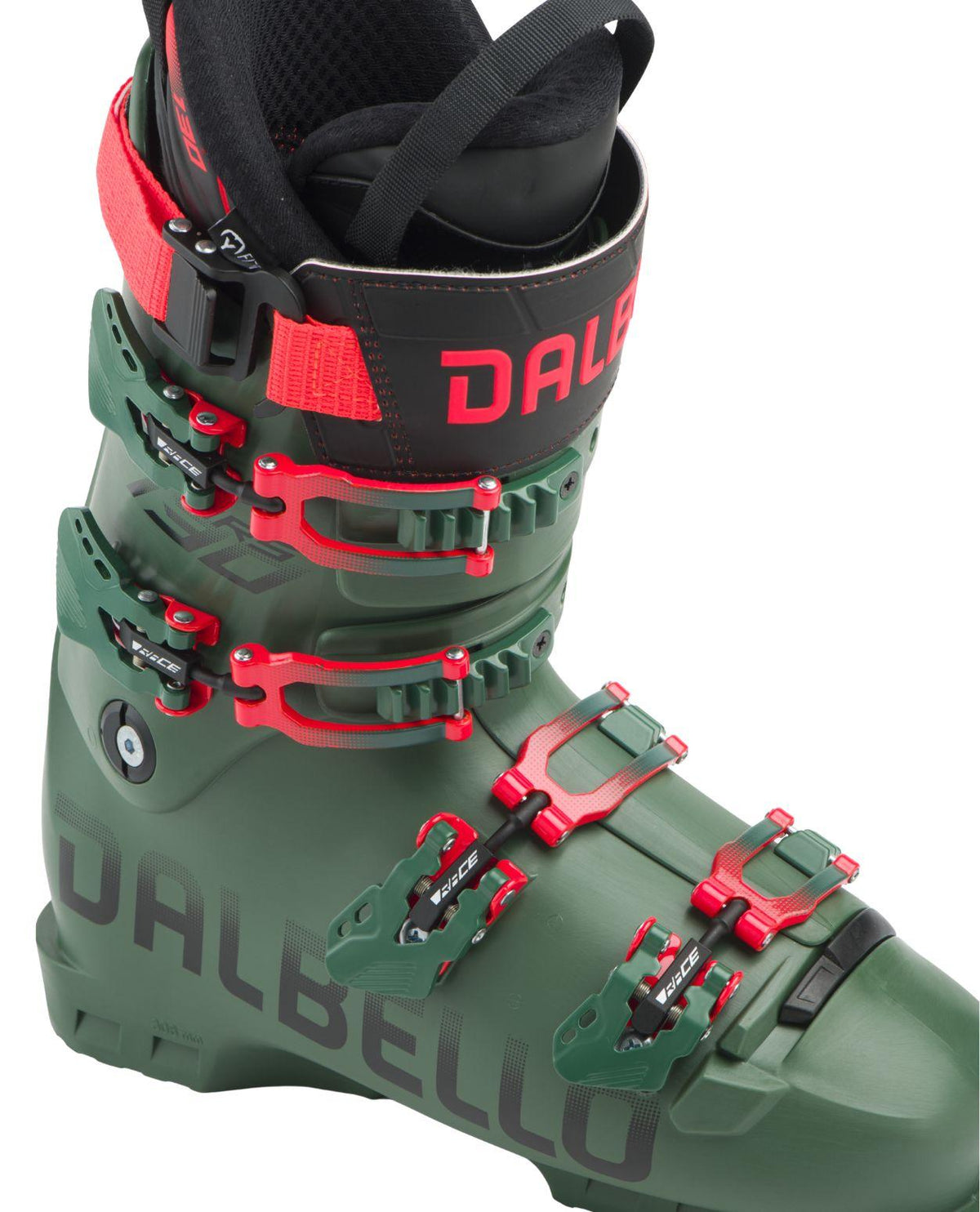 Dalbello DRS 130 alpinpjäxa i grönt och rött med detaljer på spännen och skaft.