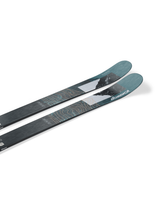 Nordica Enforcer 94 26/27 pistskidor i grått med designdetaljer och logotyp på ovansidan.