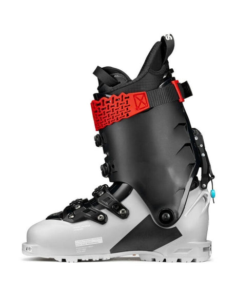Scarpa 4-QUATTRO PRO LE grå toppturspjäxa från sidan Alpingaraget