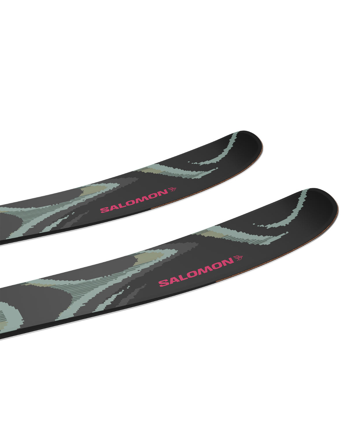 Salomon QST 100 allmountainskidor med svart design och rosa Salomon-logotyp på topparna.