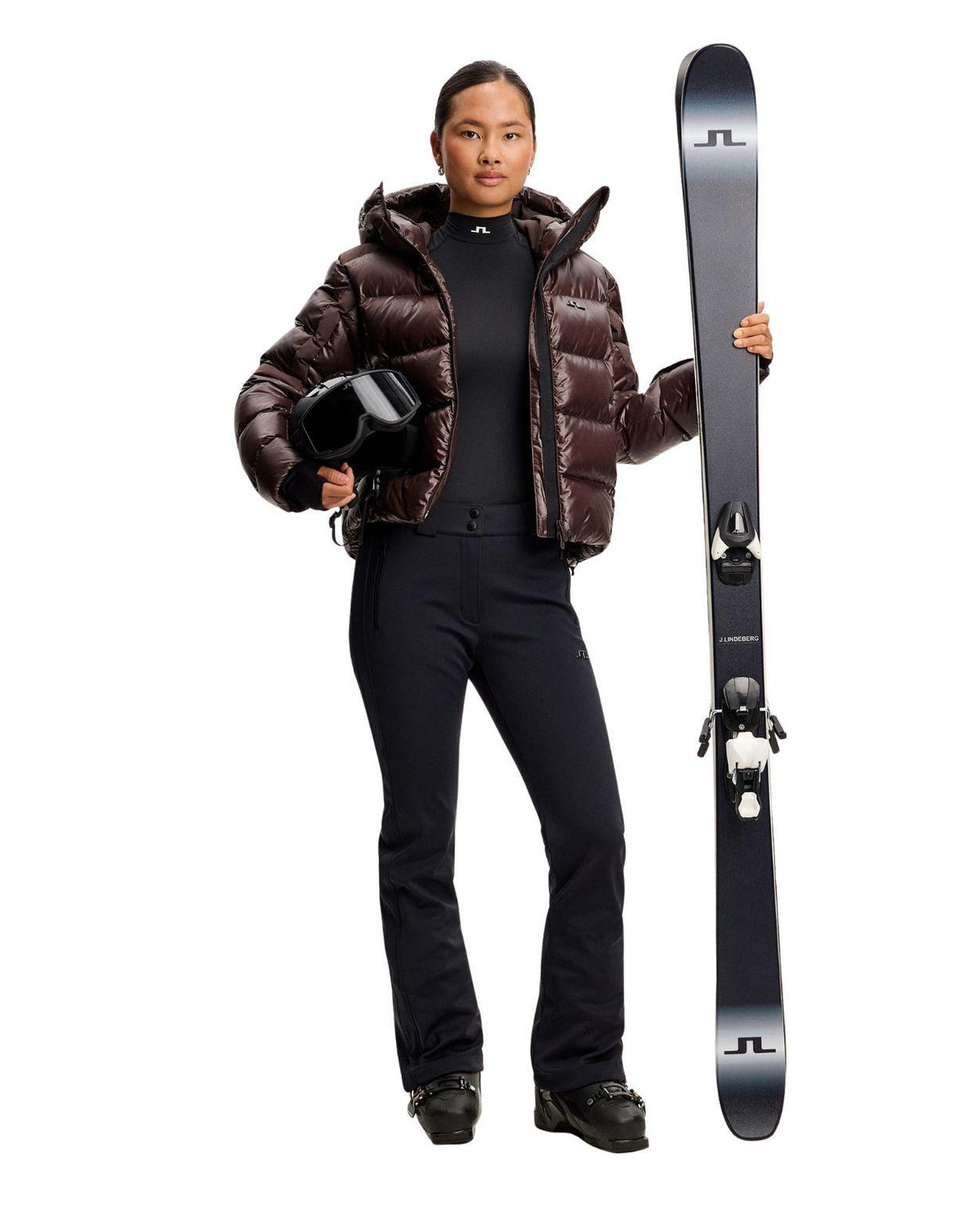 J.Lindeberg Stanford Softshell Ski Pant Women - Svart skidbyxa för dam med skidutrustning