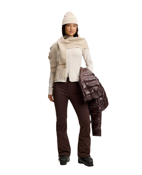 J.Lindeberg Stanford Softshell Ski Pant Women i färgen Seal Brown. Stilrena skidbyxor för dam från Alpingaraget.