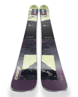 Nordica Enforcer 104 26/27 freerideskidor i lila och lime med bergsmotiv - Alpingaraget