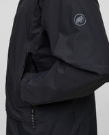 Mammut Haldigrat Gore-Tex HS Thermo Hooded Jacket i svart för herr, som visar detaljer på ärm och ficka.