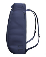 D_b_ Hugger Backpack 30L - Blue Hour - Alpingaraget