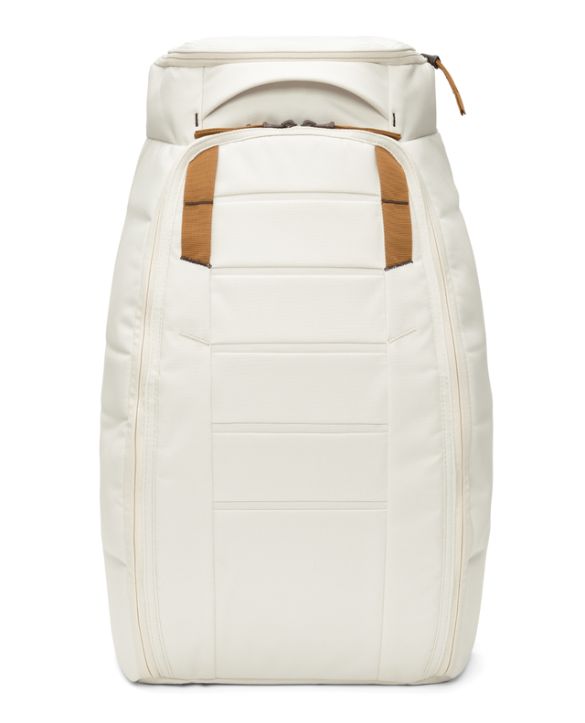 D_b_ Hugger Backpack 30L - Oatmilk  Alpingaraget