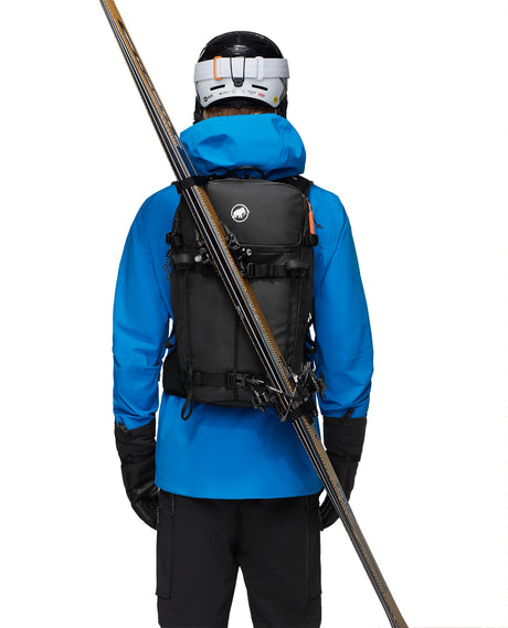 Mammut Nirvana 22 - Black - Alpingaraget