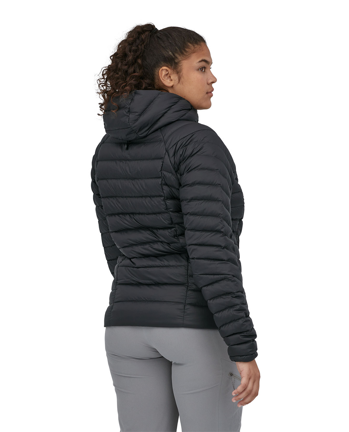 Patagonia W Down Sweater Hoody - Black - Alpingaraget